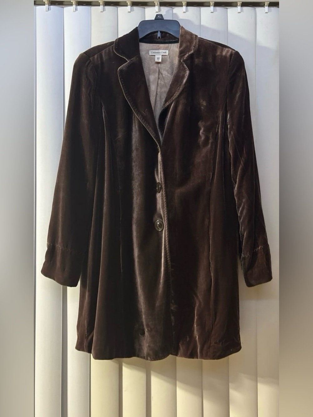 Silk blend velour overcoat, size large